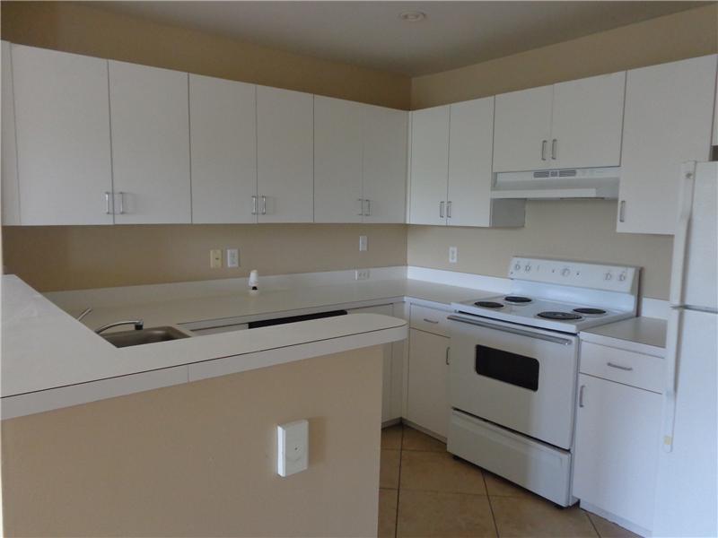2123 Renaissance Boulevard, Unit 307 Miramar, FL 33025 - Photo 5 of 18 Gallery Image 5