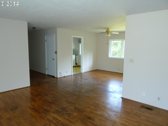 2700 Southwest Taylors Ferry Road Portland, OR 97219 - Photo 2 of 16 Gallery Image 2