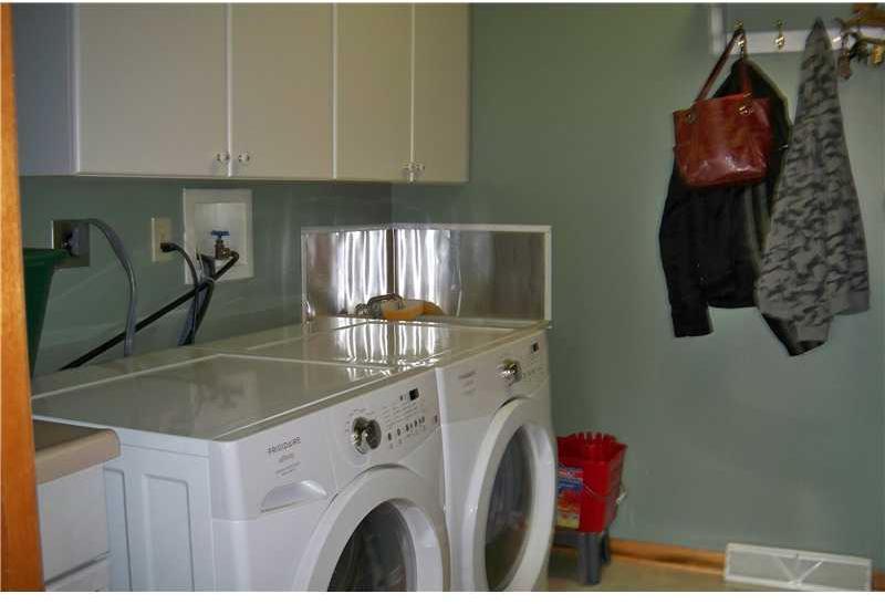 164 Tank Farm Road Aliquippa, PA 15001 - Photo 13 of 25 Gallery Image 13