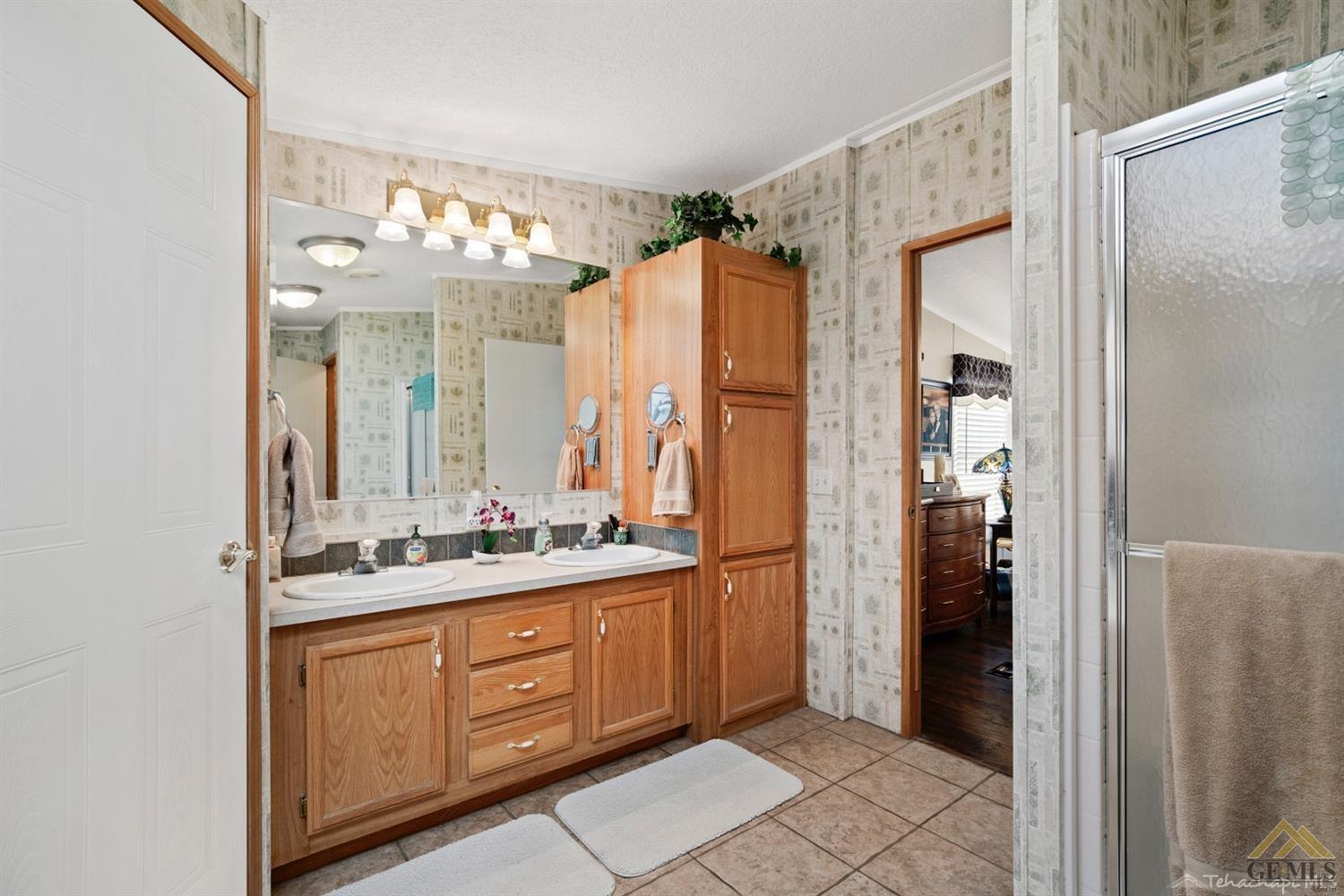 600 Dennison Road, Unit 122 Tehachapi, CA 93561 - Photo 15 of 28