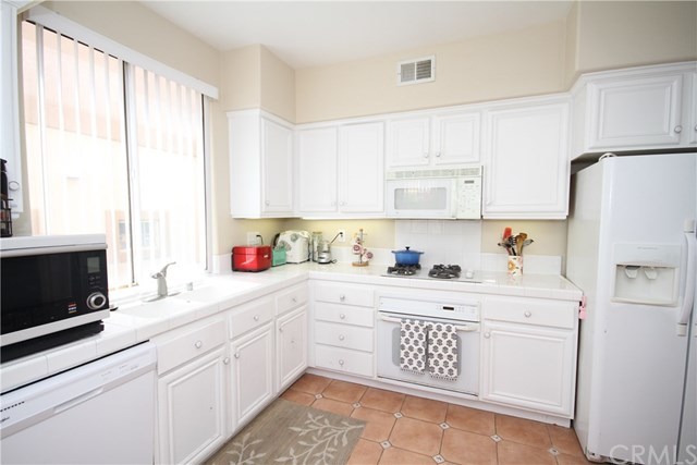 737 Paseo Westpark Irvine, CA 92606 - Photo 15 of 39