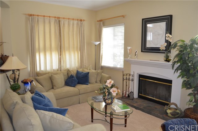 743 Diamond Drive Camarillo, CA 93010 - Photo 6 of 31