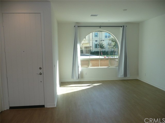 81 Savannah Lake Forest, CA 92630 - Photo 8 of 43