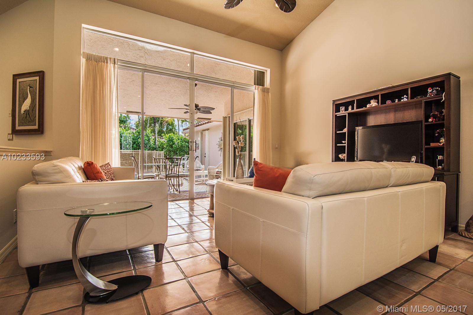 762 Crescent Way Weston, FL 33326 - Photo 17 of 34