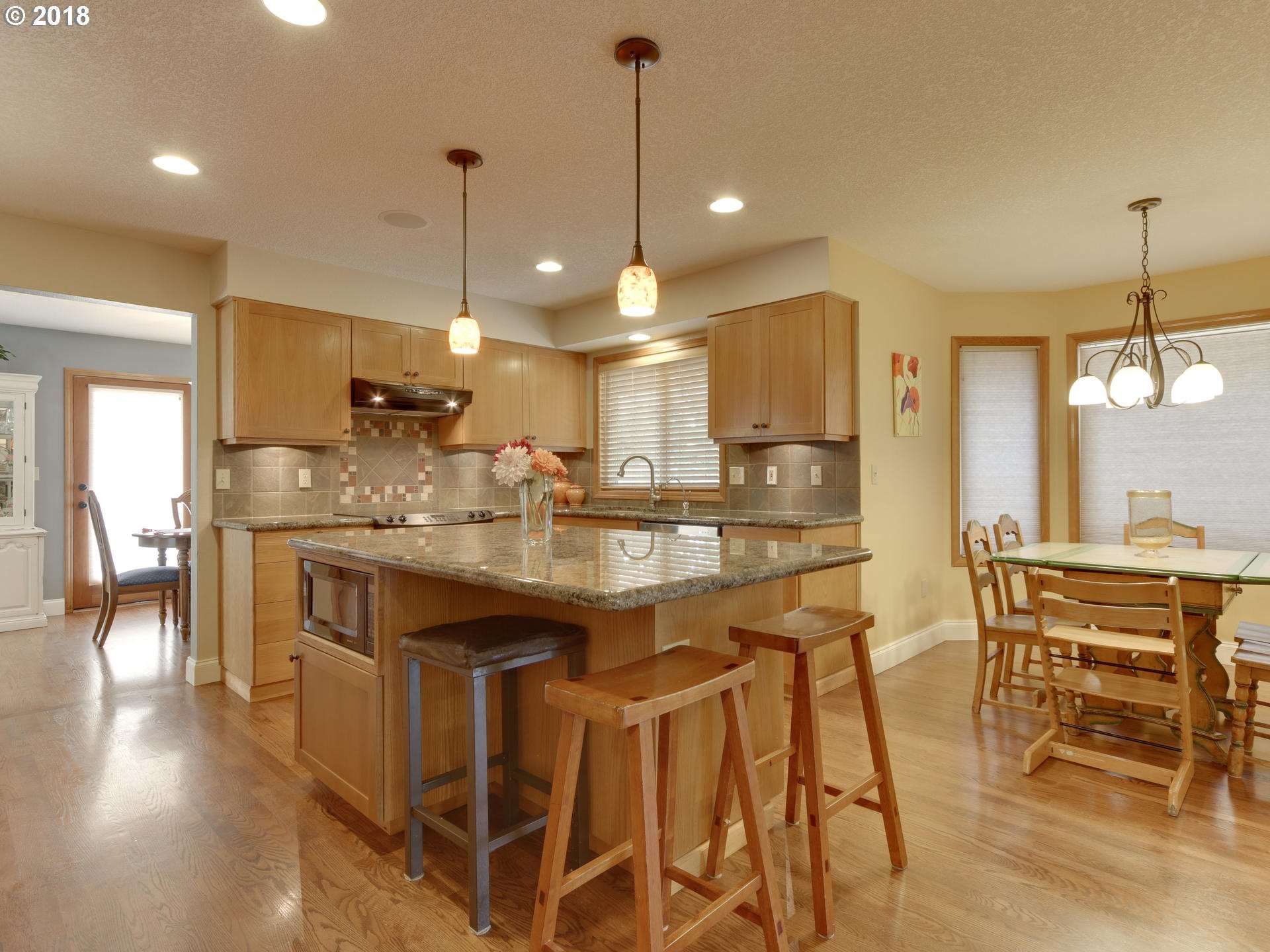 21525 South Levi Road Beavercreek, OR 97004 - Photo 29 of 32