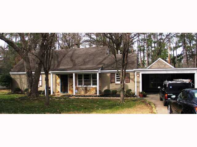 4536 Sequoia Road Memphis, TN 38117 - Photo 1 of 9 Gallery Image 1