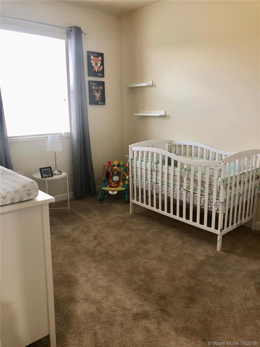 17035 Southwest 96th Street Miami, FL 33196 - Photo 16 of 20