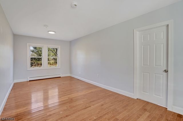 $245,900 | 271 Riverlawn Drive, Wayne, NJ 07470