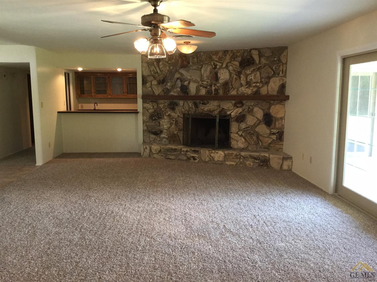 5008 Panorama Drive Bakersfield, CA 93306 - Photo 13 of 40