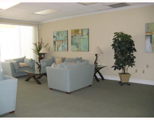 13120 Southwest 92nd Avenue, Unit B417 Miami, FL 33176 - Photo 11 of 12