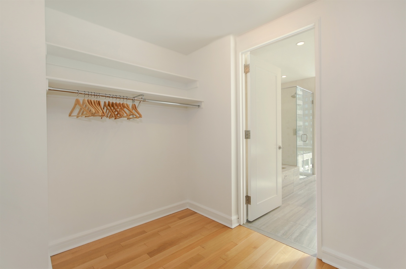 80 Riverside Boulevard, Unit 19D Manhattan, NY 10069 - Photo 5 of 7