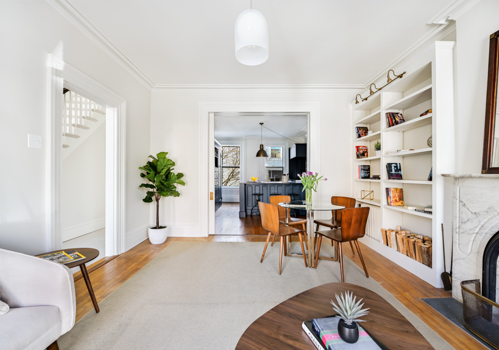 112 Oak Street Brooklyn, NY 11222 - Photo 3 of 28