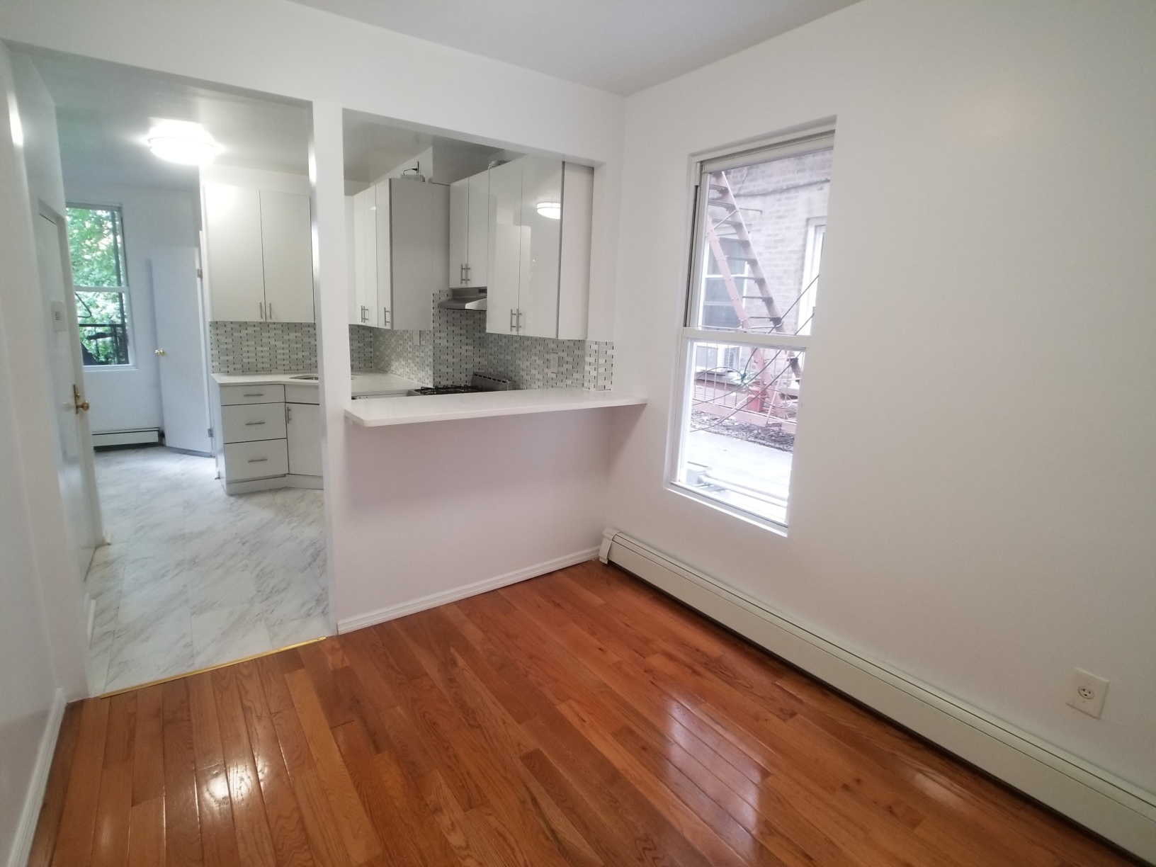 1011 Manhattan Avenue, Unit 2R Brooklyn, NY 11222 - Photo 4 of 9