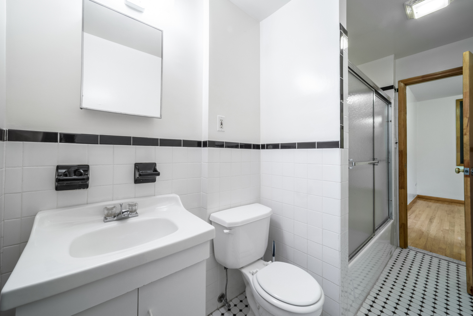 1633 2nd Avenue, Unit 2D Manhattan, NY 10028 - Photo 5 of 11