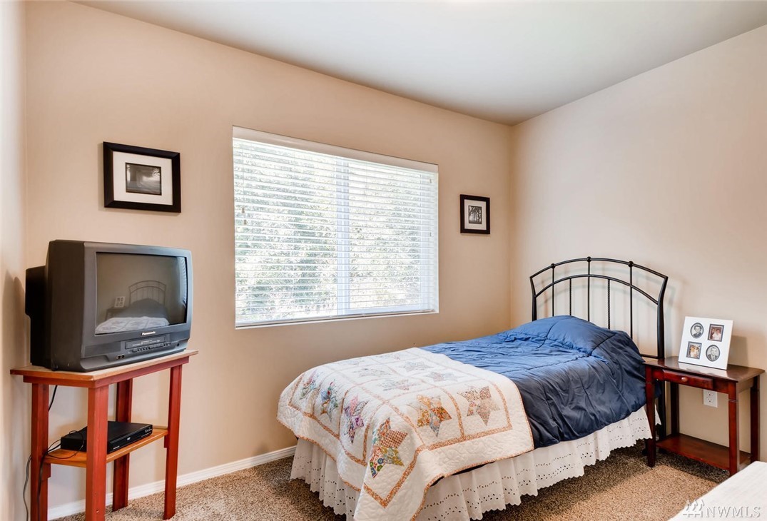 17614 146th Avenue East Orting, WA 98360 - Photo 17 of 25