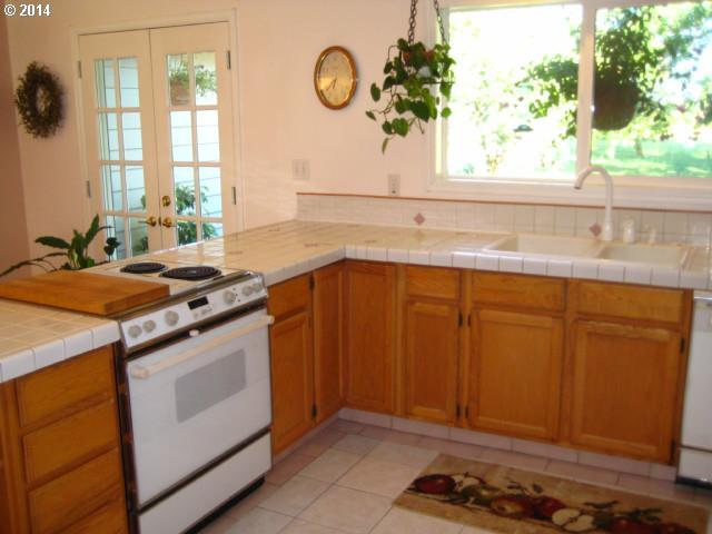 5100 Northwest Cornelius Schefflin Road Cornelius, OR 97113 - Photo 6 of 16 Gallery Image 6