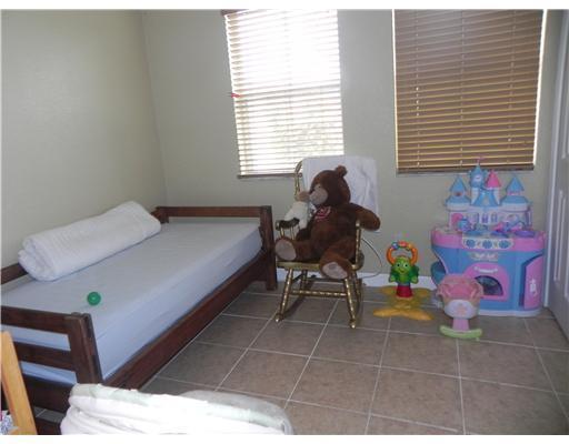 3952 Southwest 157th Avenue, Unit 221 Miramar, FL 33027 - Photo 7 of 11