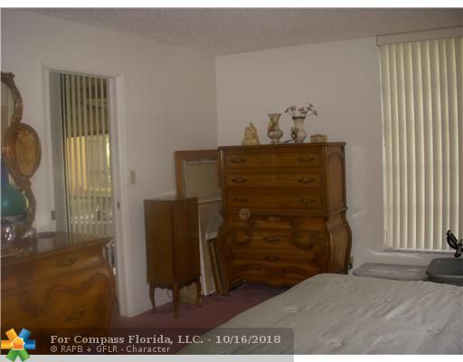 Coral Gate Margate, FL 33063 - Photo 7 of 16