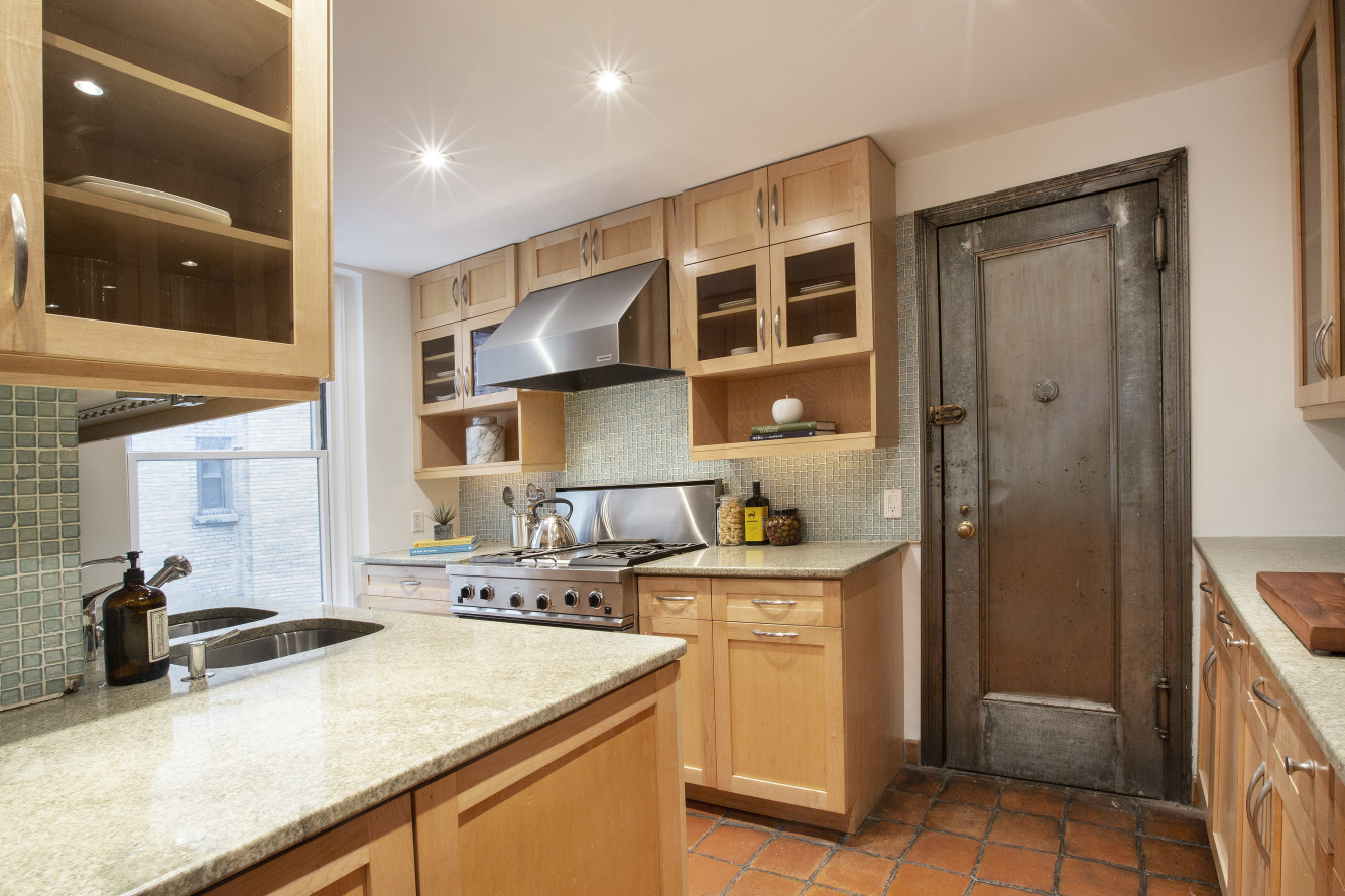 285 Riverside Drive, Unit 8A Manhattan, NY 10025 - Photo 7 of 18