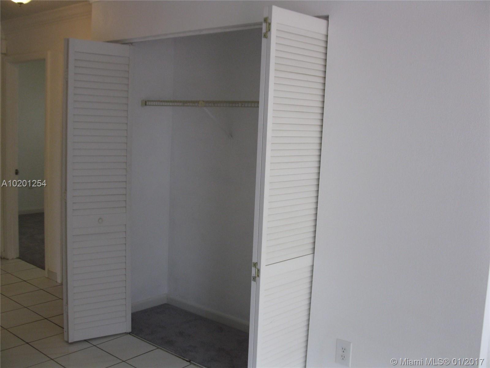 21021 Southwest 124th Ave Road Miami, FL 33177 - Photo 10 of 25