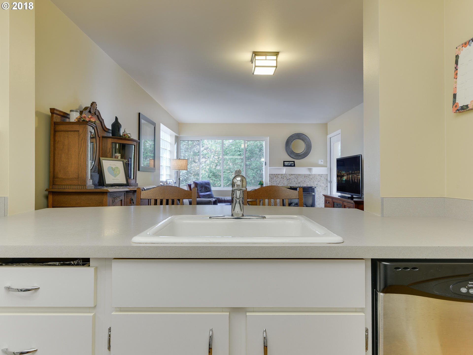 6685 West Burnside Road, Unit 313 Portland, OR 97225 - Photo 5 of 31 Gallery Image 5