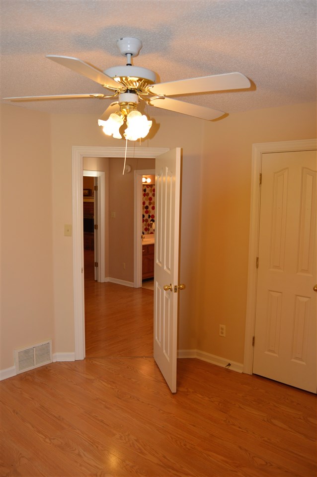 7967 CD Smith Road Germantown, TN 38138 - Photo 10 of 25 Gallery Image 10