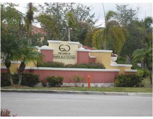 2888 Hidden Hills Road, Unit 902 West Palm Beach, FL 33411 - Photo 1 of 15