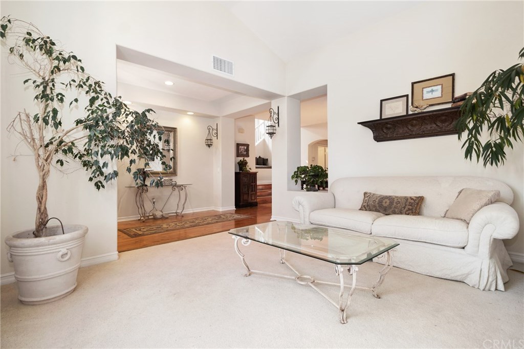 3 Hillside Lane Irvine, CA 92620 - Photo 7 of 39