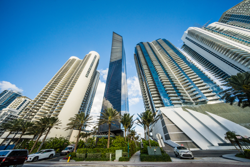 Muse 17141 Collins Ave, Sunny Isles Beach, FL 33160 - Photo 3 of 12