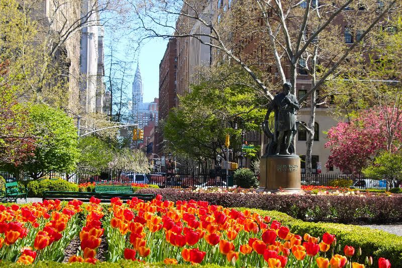 44 Gramercy Park North, Unit 2E Manhattan, NY 10010 - Photo 8 of 9