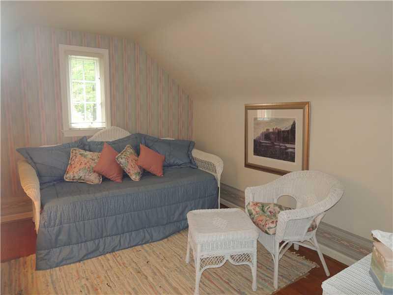 1536 Cochran Road Mt. Lebanon, PA 15216 - Photo 12 of 20 Gallery Image 12