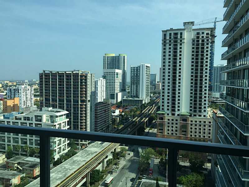 79 Southwest 12th Street, Unit 2410 Miami, FL 33130 - Photo 6 of 11
