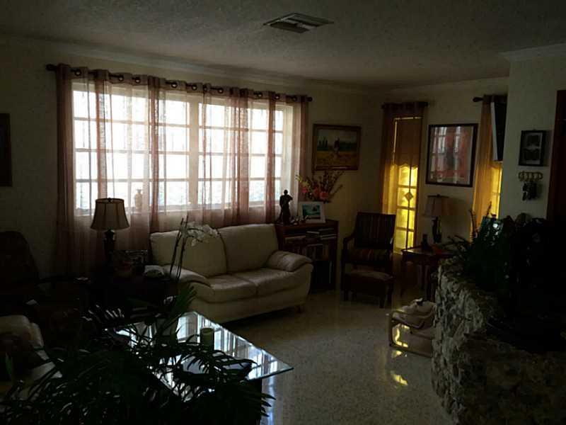219 Southwest 19th Road Miami, FL 33129 - Photo 6 of 18