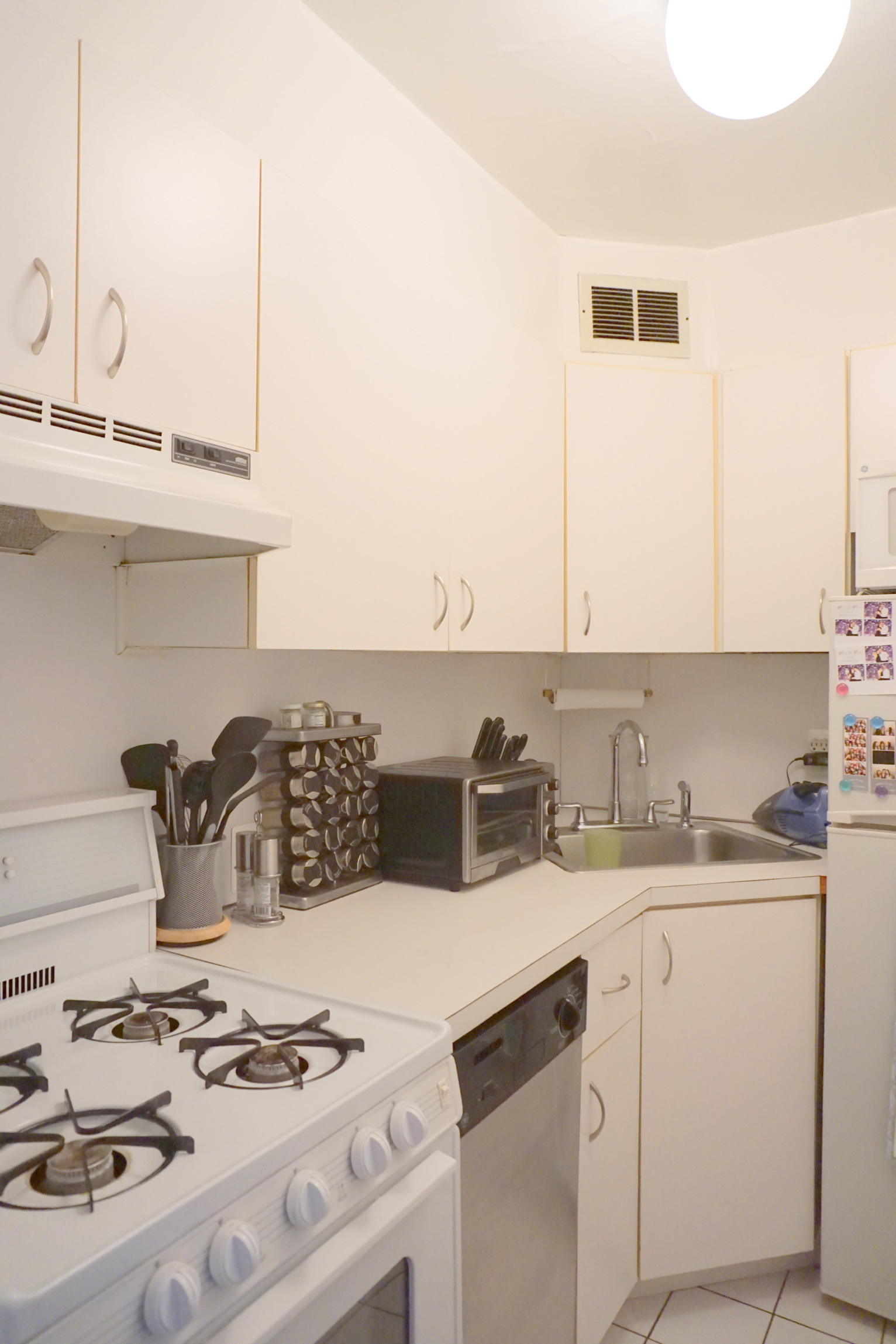 155 East 34th Street, Unit 16C Manhattan, NY 10016 - Photo 3 of 7