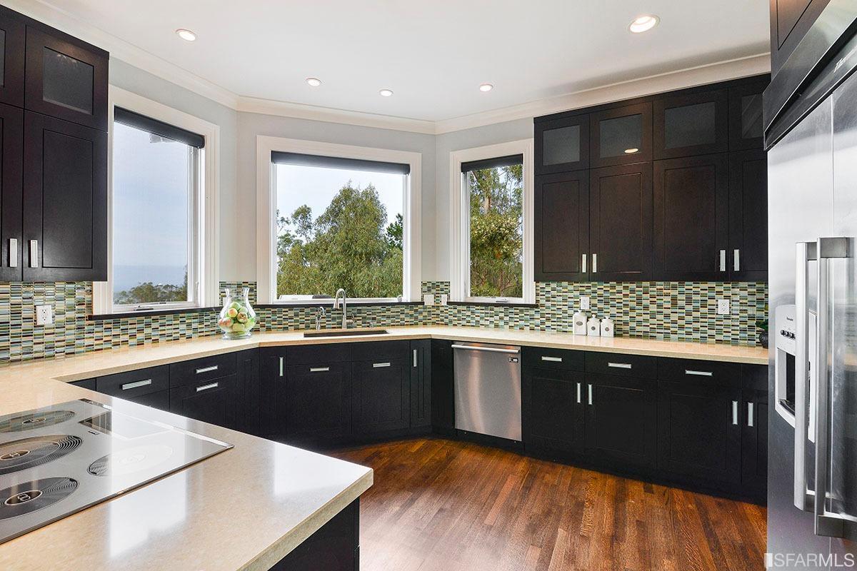 273 Del Monte Road El Granada, CA 94019 - Photo 12 of 45 Gallery Image 12