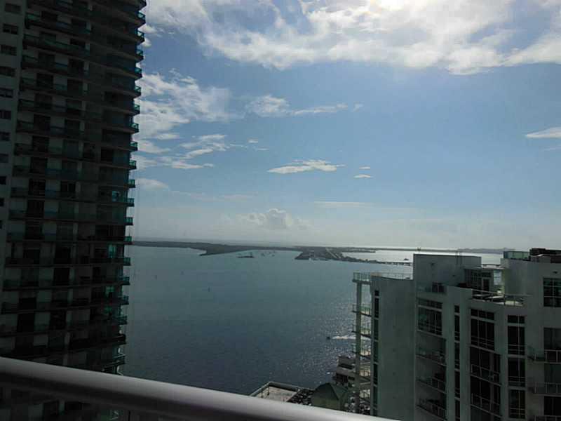 1300 Brickell Bay Drive, Unit 3003 Miami, FL 33131 - Photo 3 of 24
