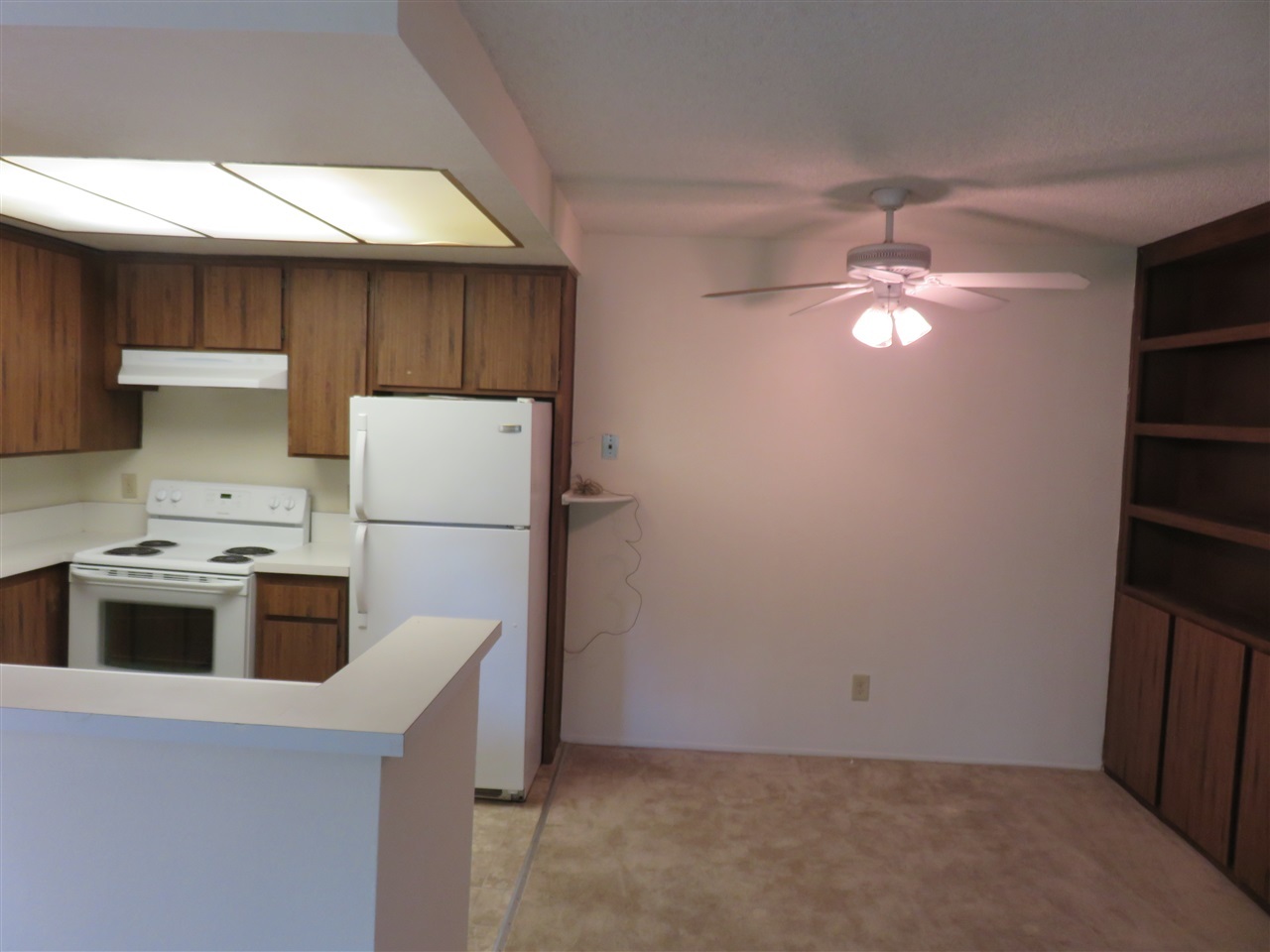 5926 Rancho Mission Road, Unit 98 San Diego, CA 92108 - Photo 8 of 12