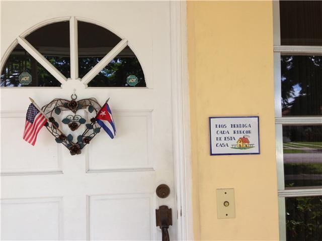 5767 Southwest 39th Street Miami, FL 33155 - Photo 3 of 7 Gallery Image 3