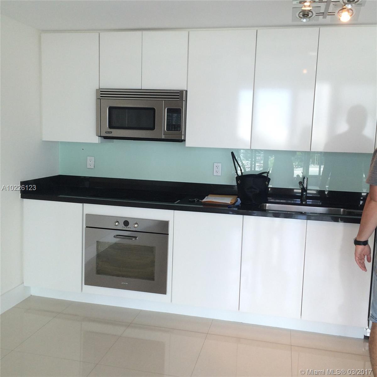 92 Southwest 3rd Street, Unit 708 Miami, FL 33130 - Photo 12 of 14