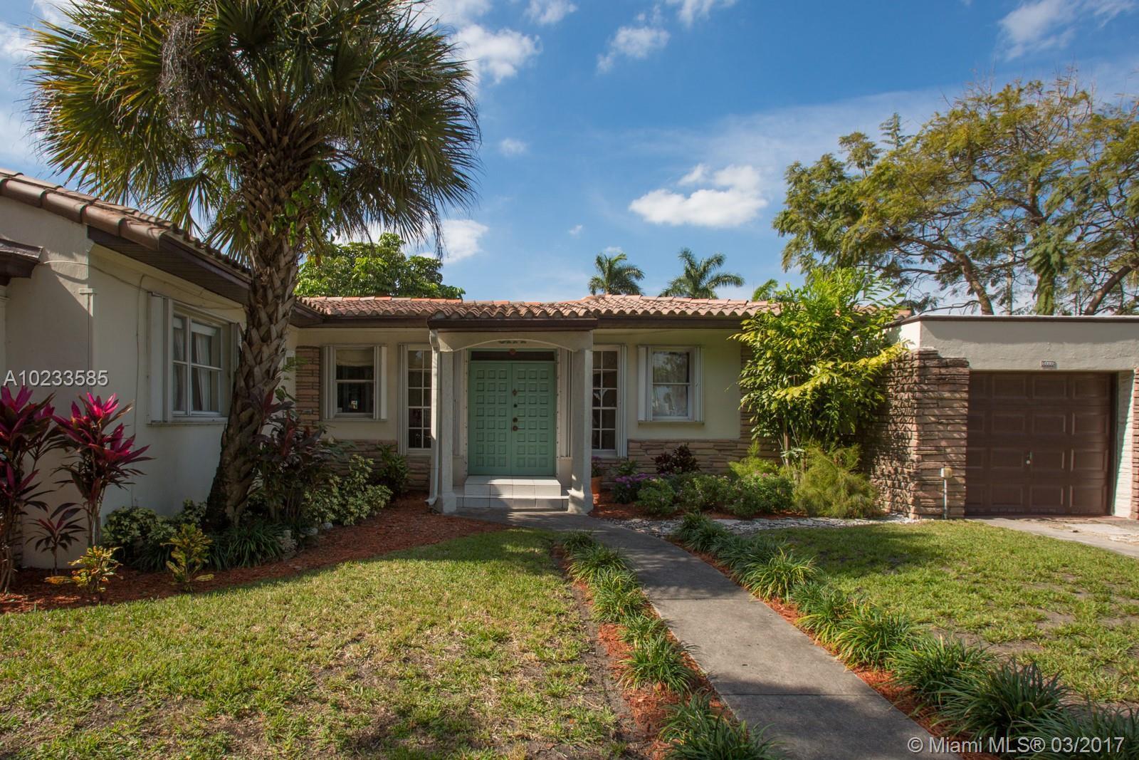 3151 North Bay Road Miami Beach, FL 33140 - Photo 2 of 21