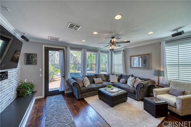 25935 Royal Oaks Road Stevenson Ranch, CA 91381 - Photo 12 of 63