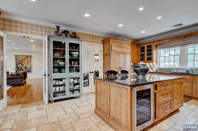 14 Mountain Road Tenafly, NJ 07670 - Photo 12 of 25 Gallery Image 12