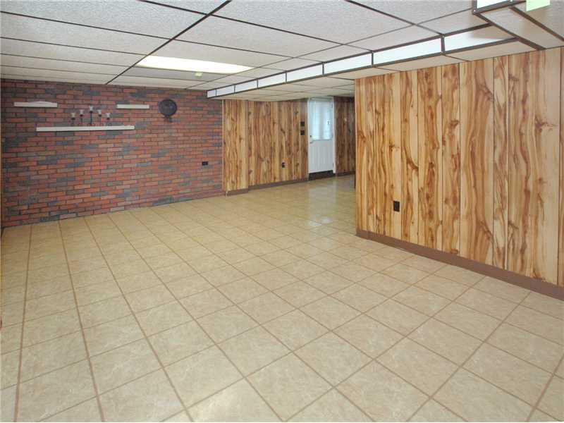 562 Jefferson Road Penn Hills, PA 15235 - Photo 16 of 22 Gallery Image 16