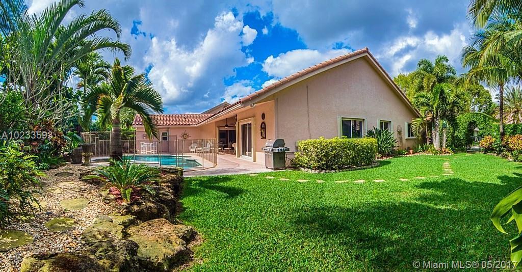 762 Crescent Way Weston, FL 33326 - Photo 11 of 34