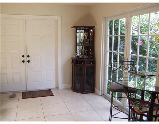 15450 Southwest 157th Terrace Miami, FL 33187 - Photo 3 of 12