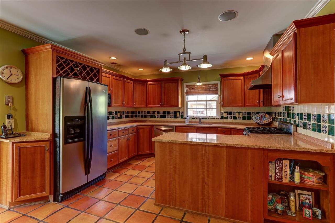 5395 Walnut Grove Road Memphis, TN 38120 - Photo 8 of 25