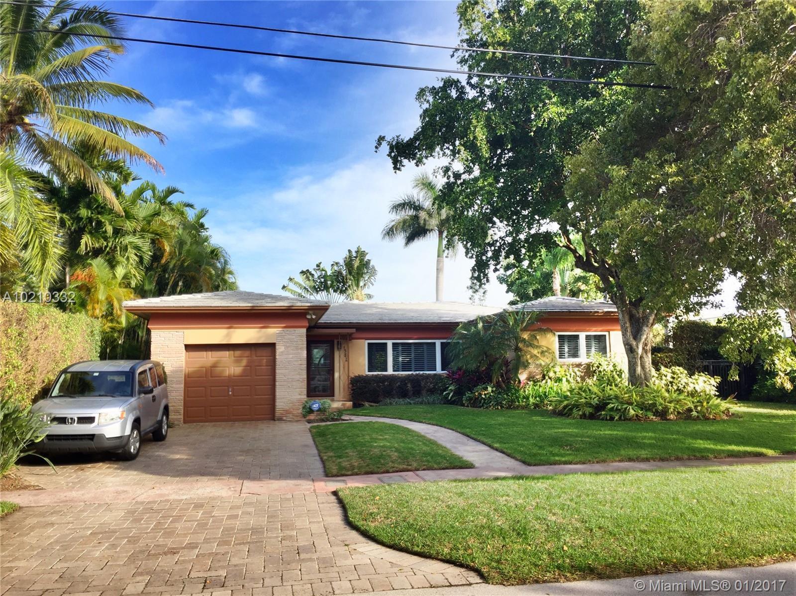 4581 Adams Avenue Miami Beach, FL 33140 - Photo 3 of 34