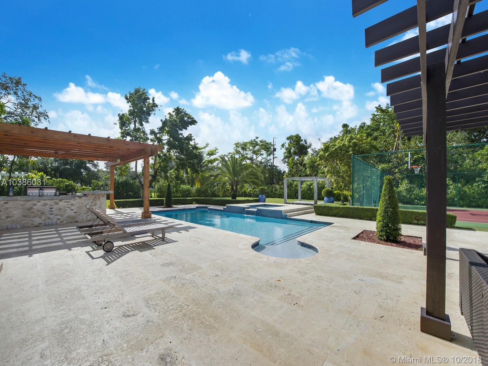 5250 Southwest 62nd Avenue Miami, FL 33155 - Photo 21 of 24