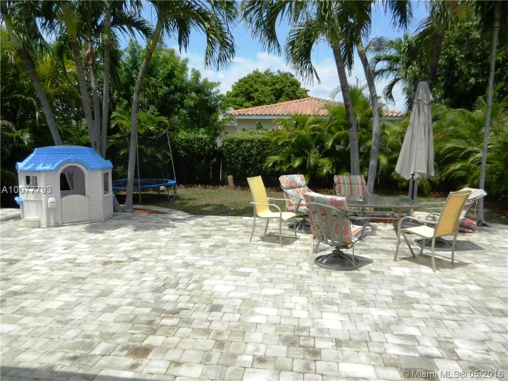 9208 Byron Avenue Surfside, FL 33154 - Photo 16 of 16
