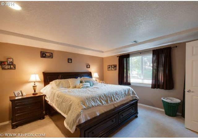 611 Northeast Anderson Road Gresham, OR 97030 - Photo 8 of 16 Gallery Image 8